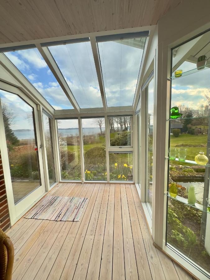 Vaerelse Med Udsigt Over Limfjorden - Rolige Omgivelser Og Adgang Til Flot Have Nykobing Mors Exterior foto